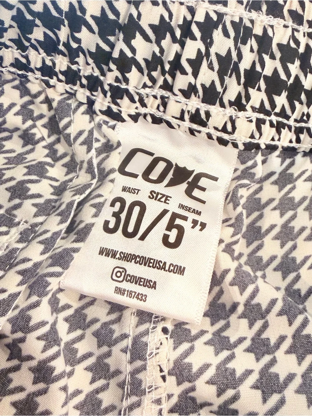 Cove Black and White Houndstooth Men’s Shorts
